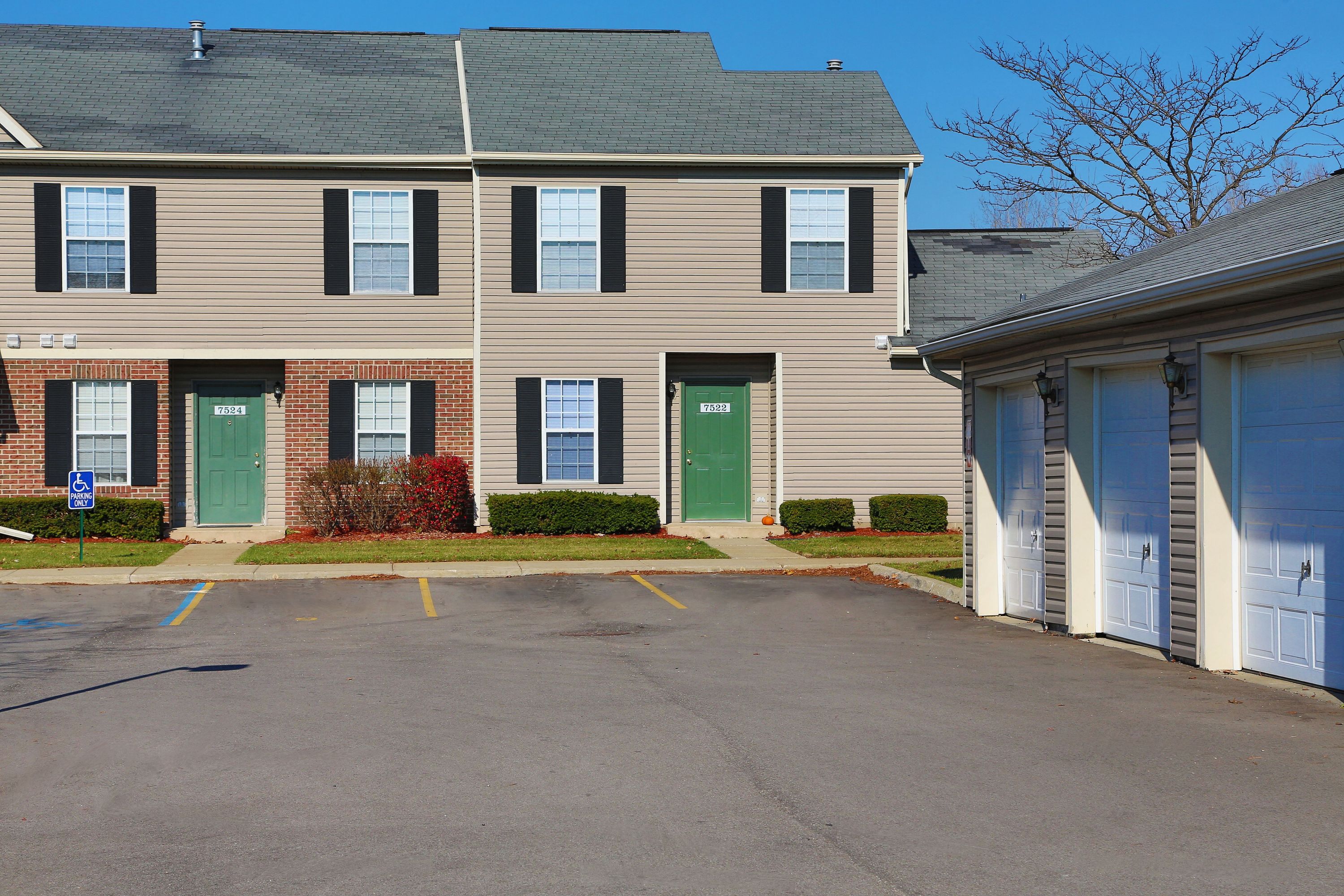 Willow Ponds Townhomes, 7500 Yellow Wood Lane, Lansing, MI RentCafe